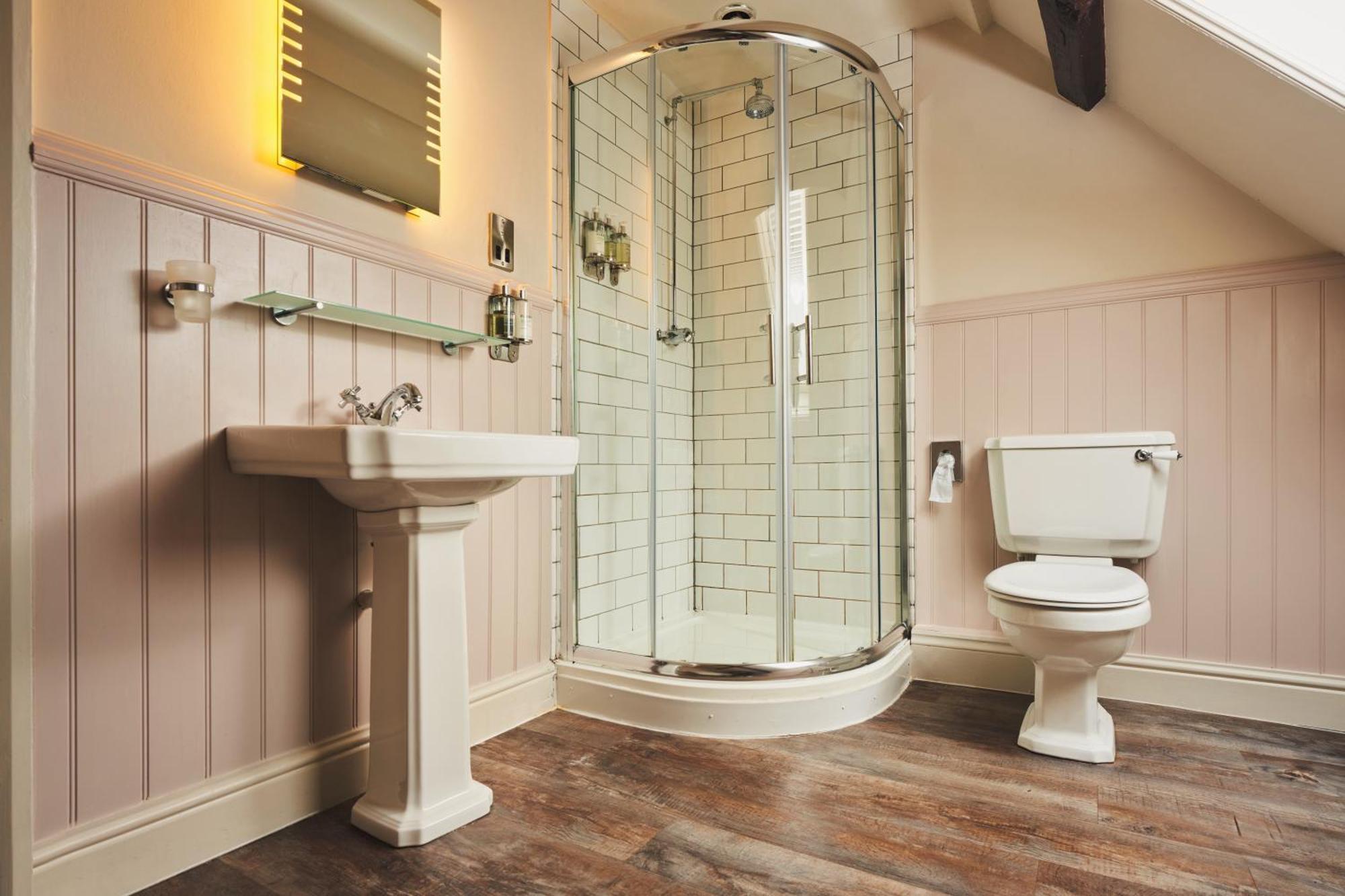 Отель Rose And Crown Yealmpton Экстерьер фото